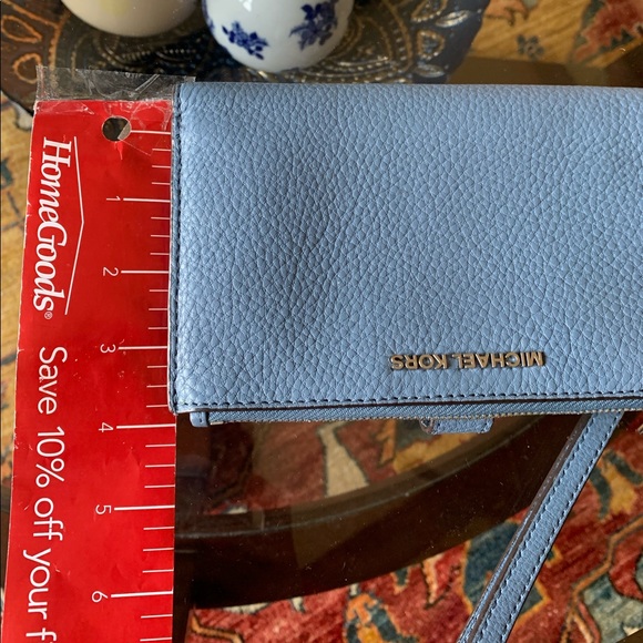 Mk Wristlet wallet ‼️SOLD‼️ - Picture 1 of 8